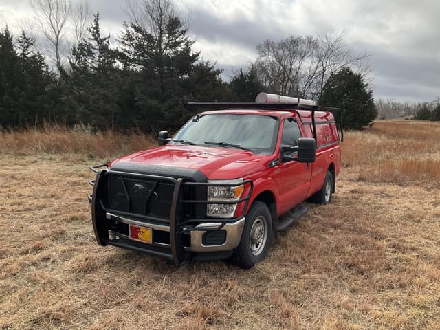 Image of Ford F-250 equipment image 1