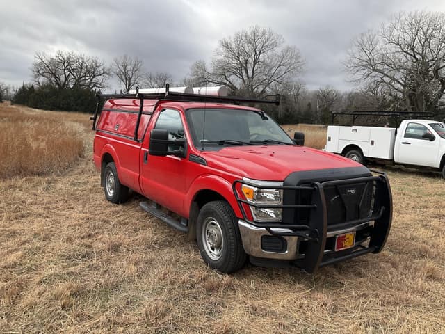 Image of Ford F-250 equipment image 2