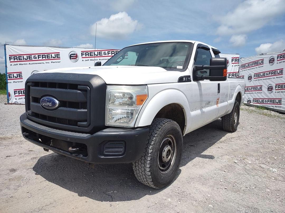Image of Ford F-250 Primary image