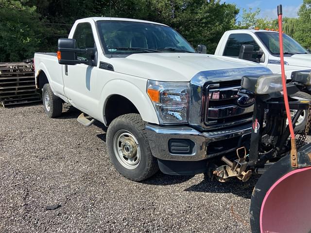 Image of Ford F-250 equipment image 2