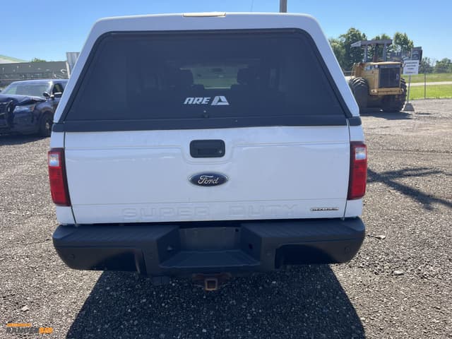 Image of Ford F-250 equipment image 3