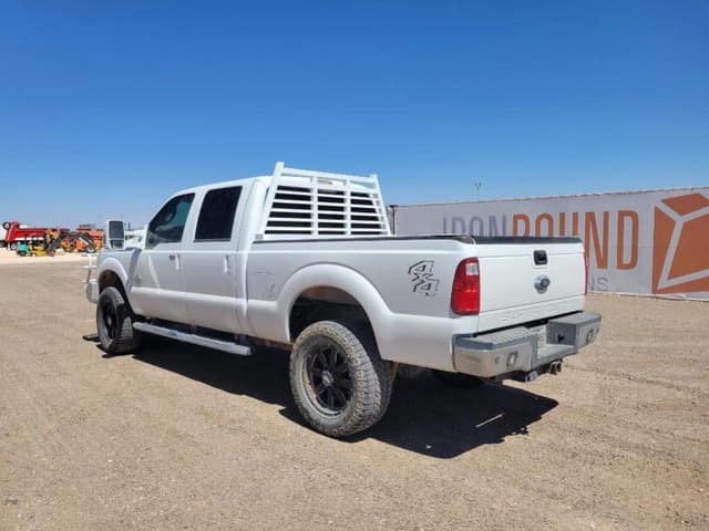 Image of Ford F-250 equipment image 2