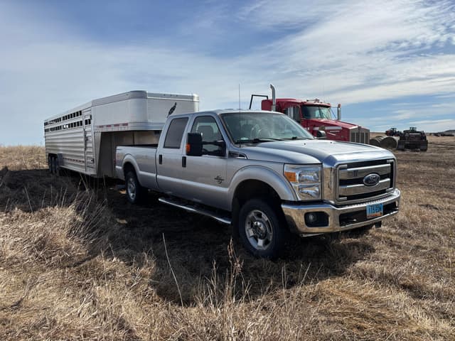 Image of Ford F-250 equipment image 2