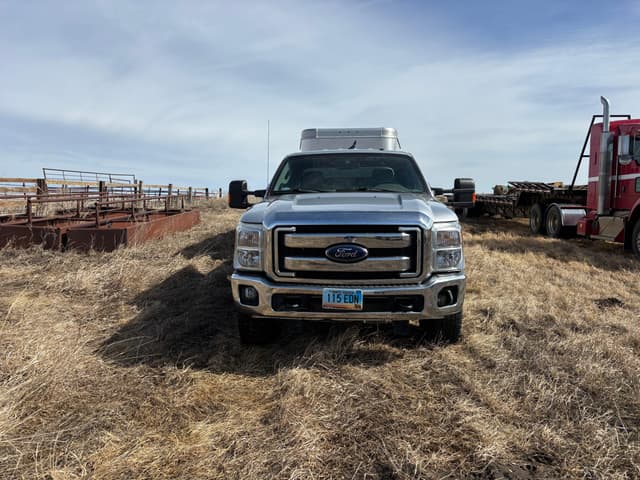Image of Ford F-250 equipment image 1