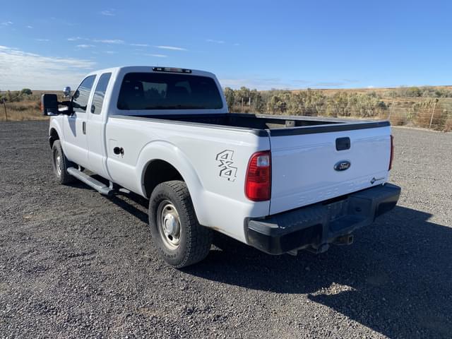 Image of Ford F-250 equipment image 3