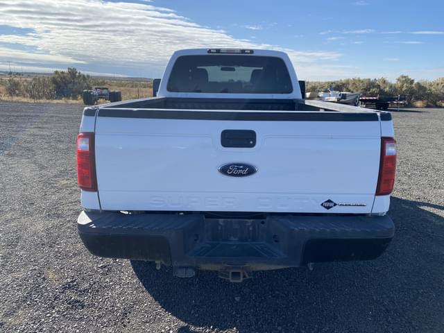 Image of Ford F-250 equipment image 4