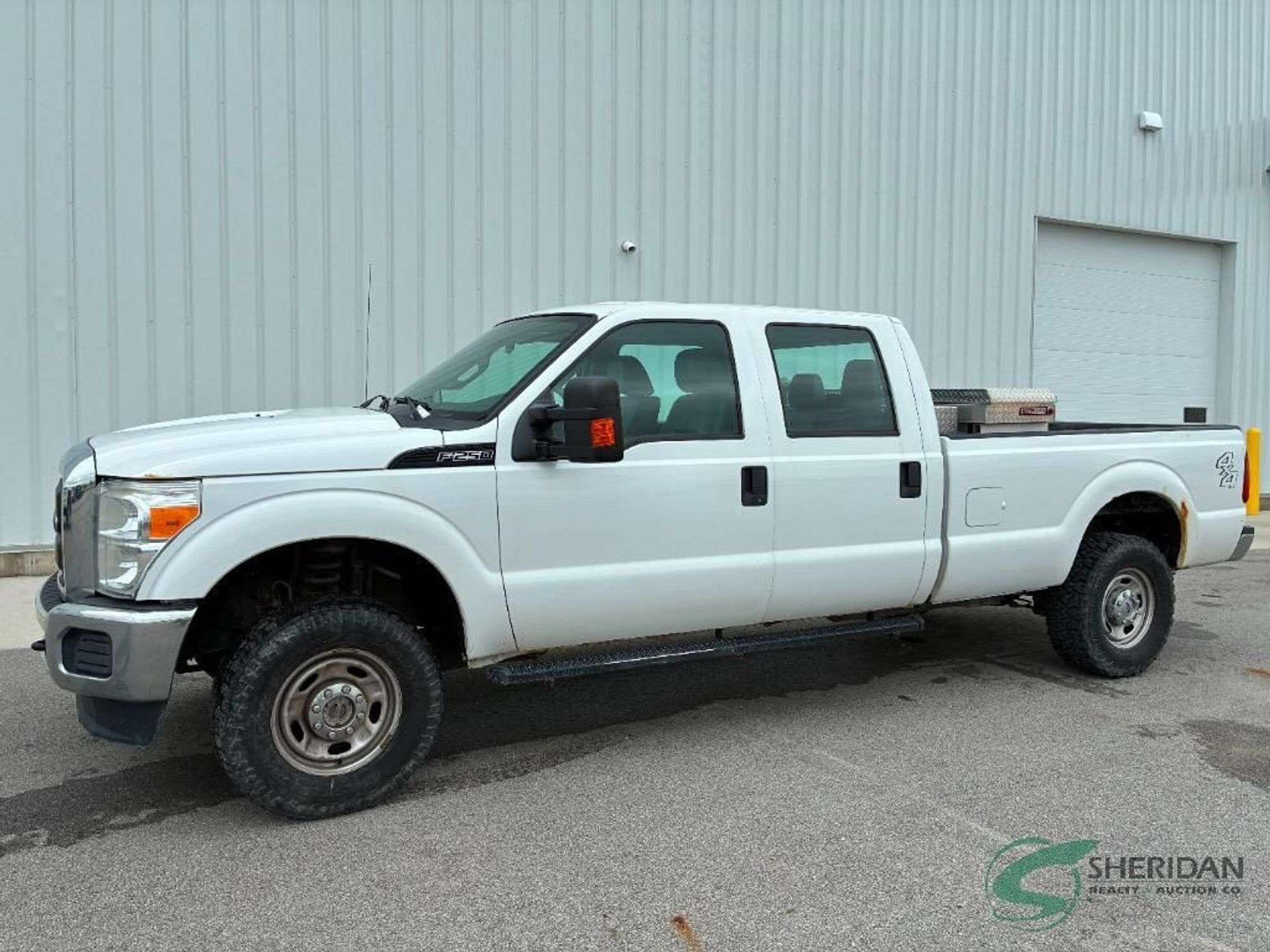 2016 Ford F-250 Equipment Image0