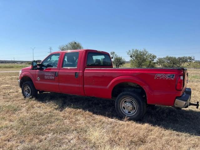 Image of Ford F-250 equipment image 2