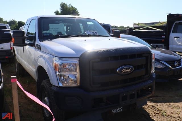 Image of Ford F-250 equipment image 1
