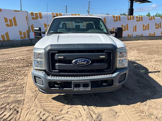 Image of Ford F-250 equipment image 1