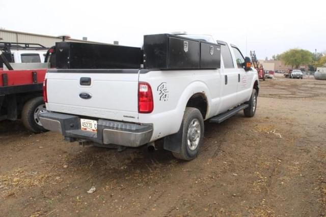 Image of Ford F-250 equipment image 2
