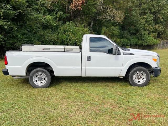 Image of Ford F-250 equipment image 1