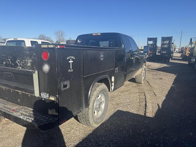 Image of Ford F-250 equipment image 3