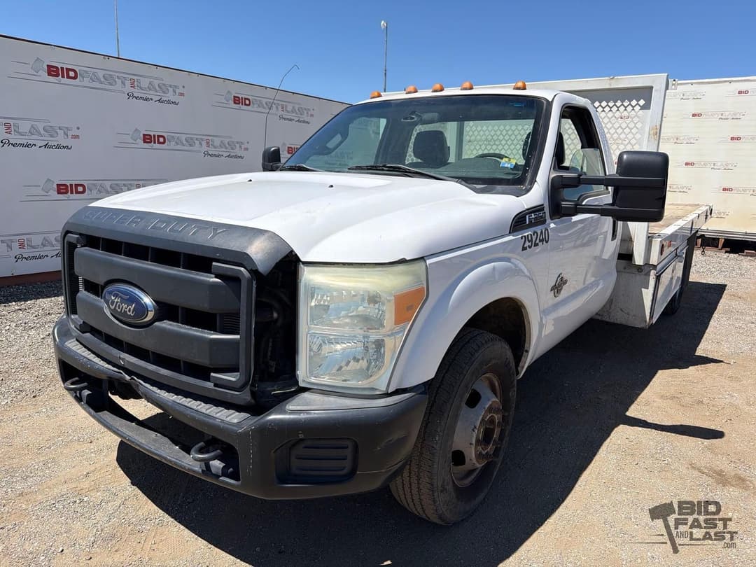 Image of Ford F-350 Primary image