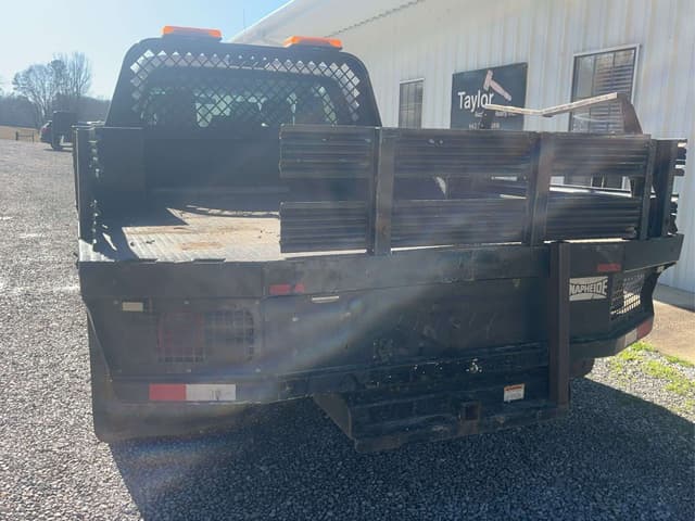 Image of Ford F-350 equipment image 3