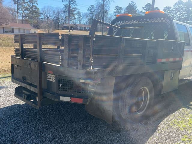 Image of Ford F-350 equipment image 4