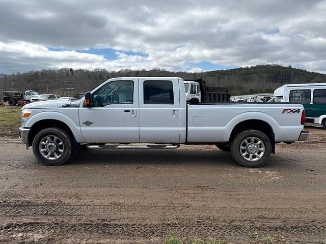 Image of Ford F-350 equipment image 1