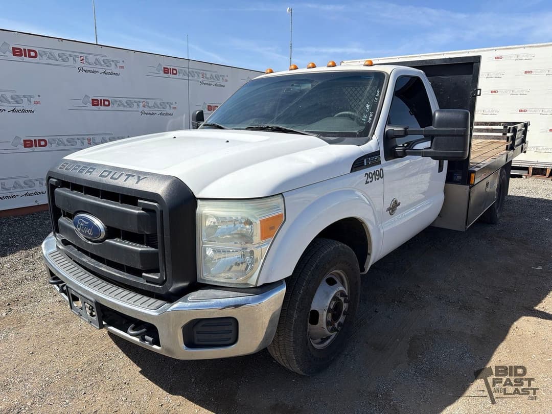 Image of Ford F-350 Primary image