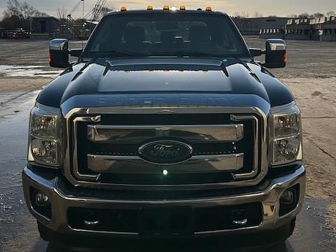 Image of Ford F-350 equipment image 4