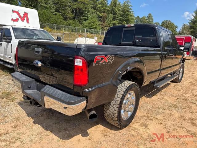 Image of Ford F-350 equipment image 1