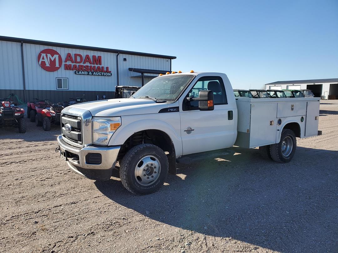 Image of Ford F-350 Primary image