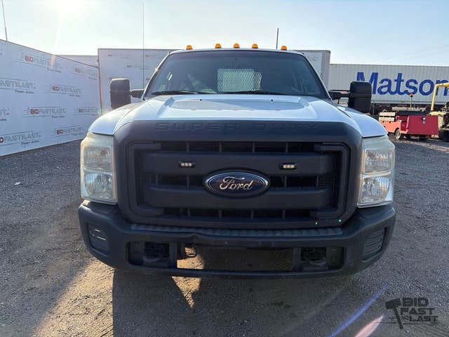 Image of Ford F-350 equipment image 1