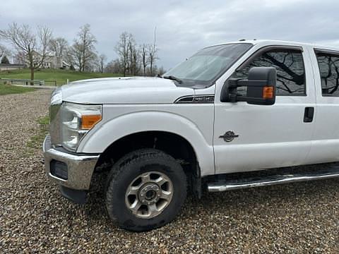 Image of Ford F-350 equipment image 1