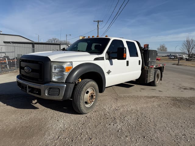 Image of Ford F-350 equipment image 1