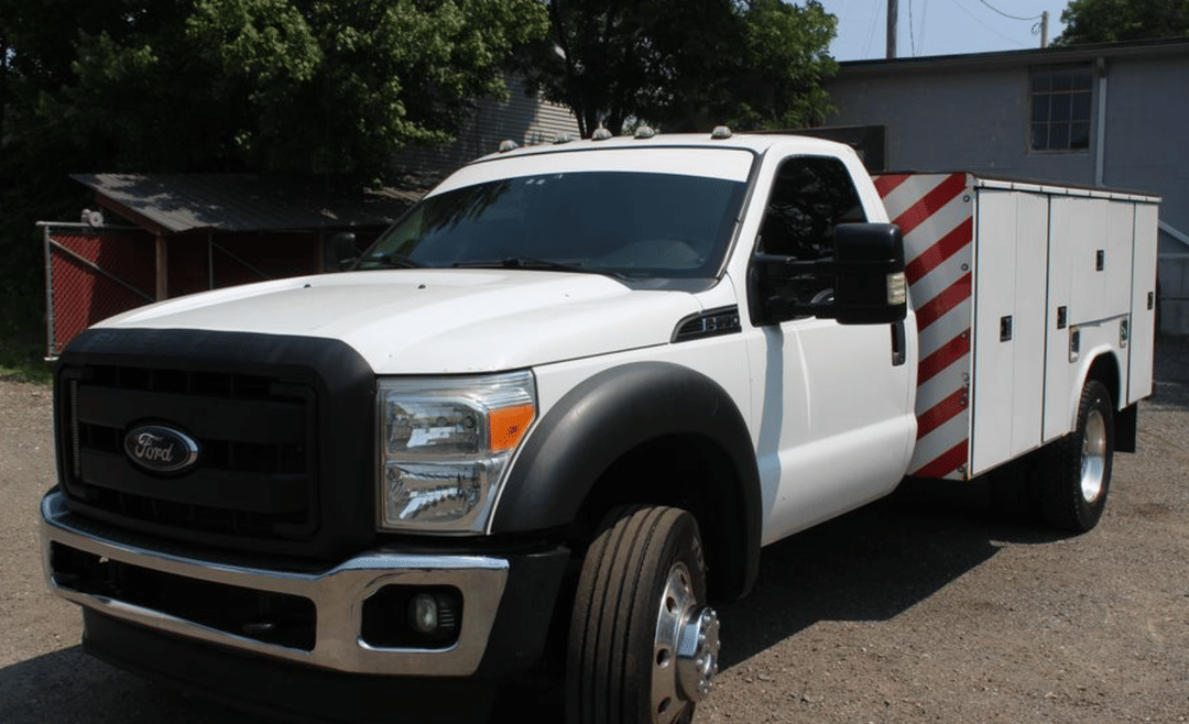 Image of Ford F-550 Primary image