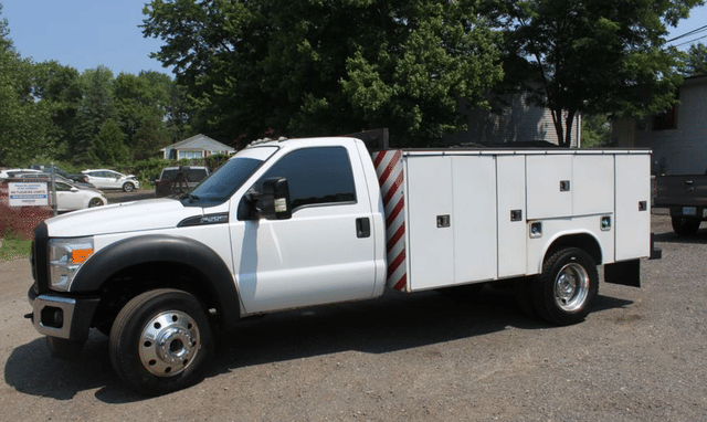 Image of Ford F-550 equipment image 1
