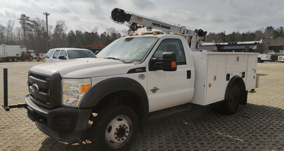 Image of Ford F-550 Primary image