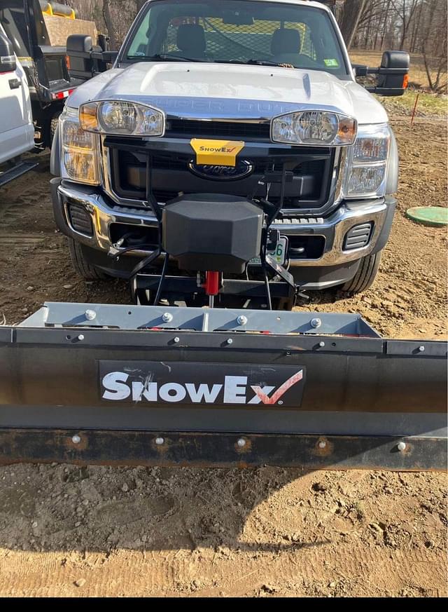 Image of Ford F-550 equipment image 1