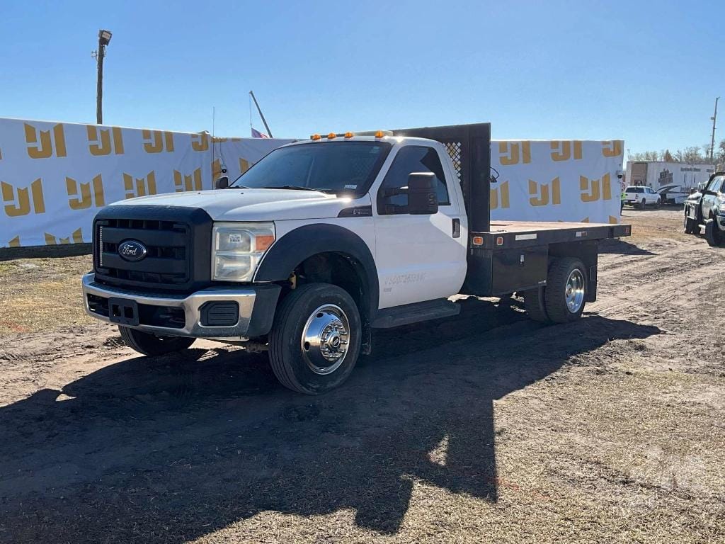 2016 Ford F-550 Equipment Image0