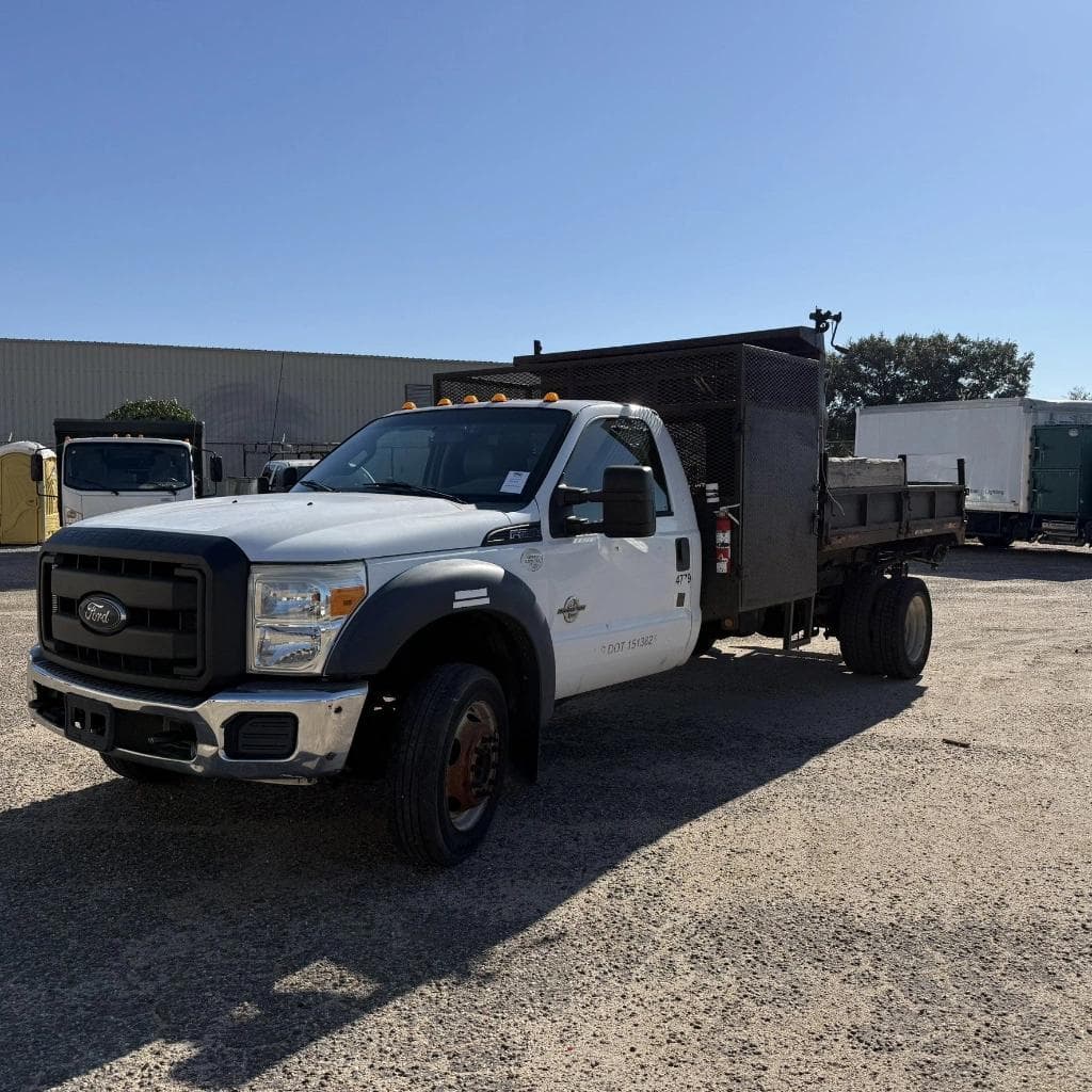 Image of Ford F-550 Primary image