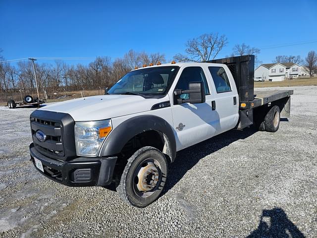 Image of Ford F-550 equipment image 2