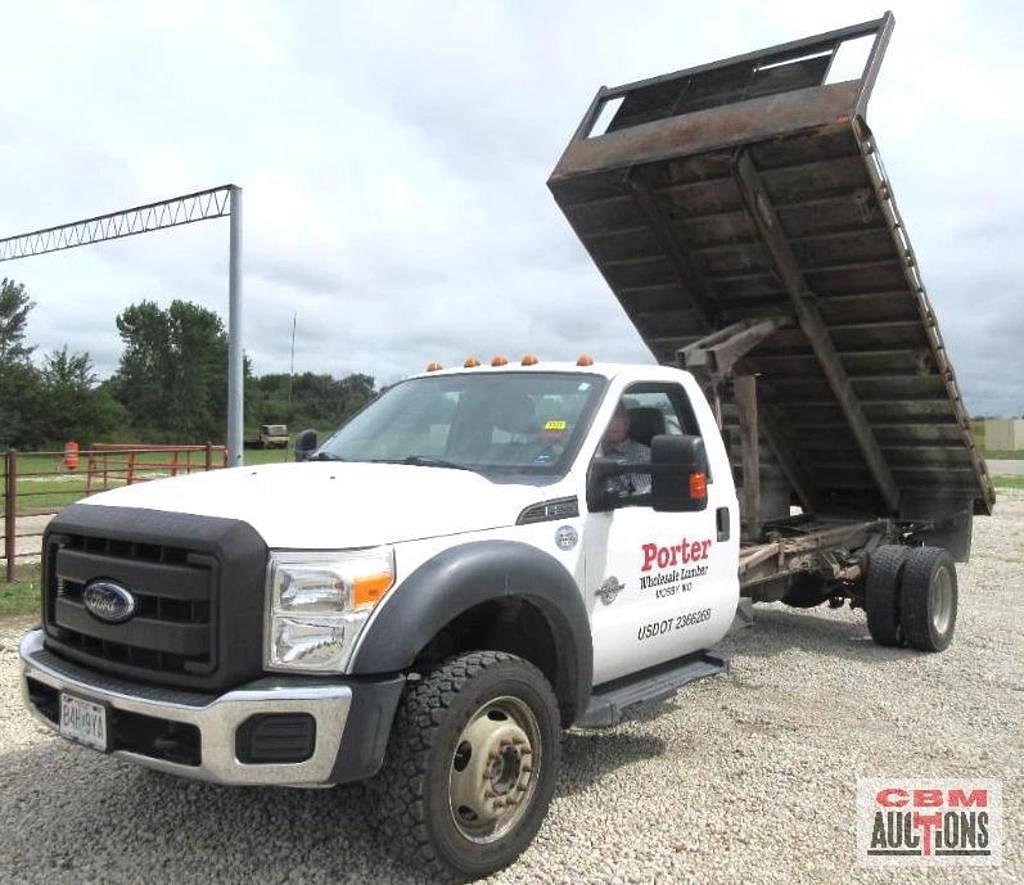 Image of Ford F-550 Primary image