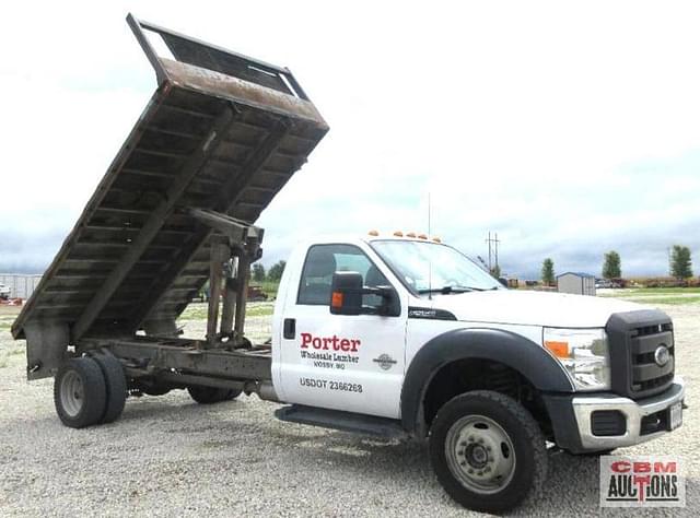 Image of Ford F-550 equipment image 2