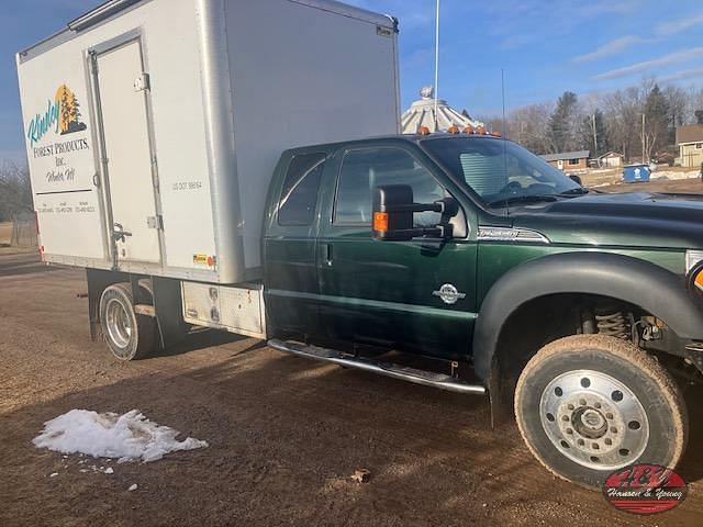 Image of Ford F-550 Primary image