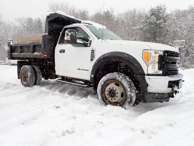 Image of Ford F-550 equipment image 1
