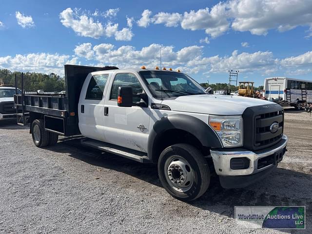 Image of Ford F-550 equipment image 3