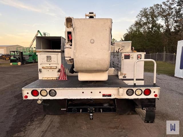 Image of Ford F-550XLSD equipment image 4