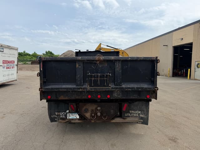 Image of Ford F-650 equipment image 4