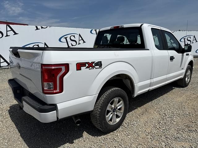 Image of Ford F-150 equipment image 4