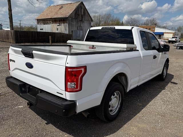 Image of Ford F-150 equipment image 4
