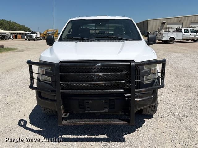 Image of Ford F-150 equipment image 1