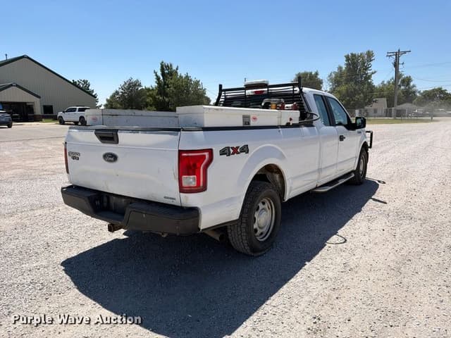 Image of Ford F-150 equipment image 4
