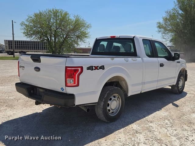 Image of Ford F-150 equipment image 4