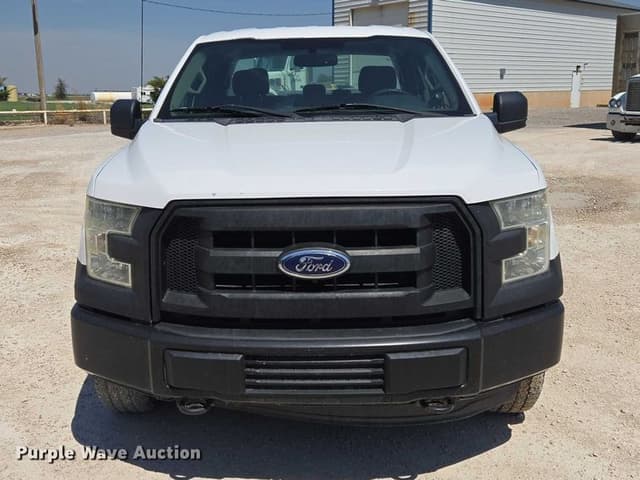 Image of Ford F-150 equipment image 1