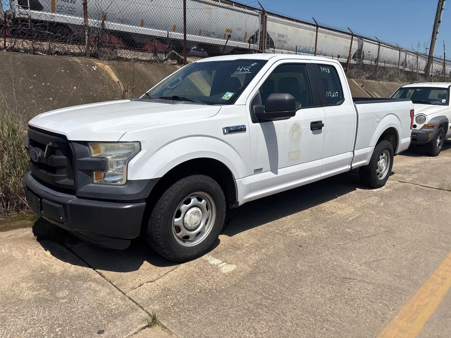 2016 Ford F-150 Equipment Image0
