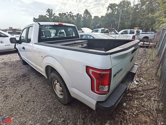 Image of Ford F-150 equipment image 1